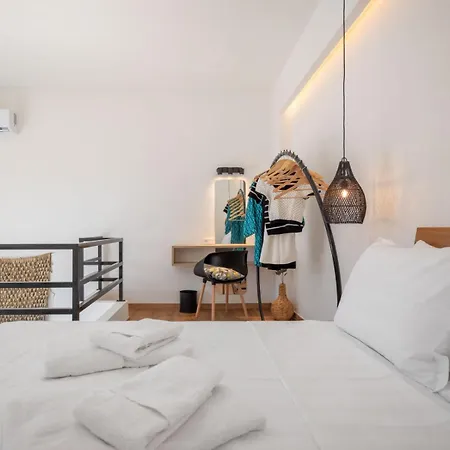 Gaia Luxury Loft Aparthotel Skyros